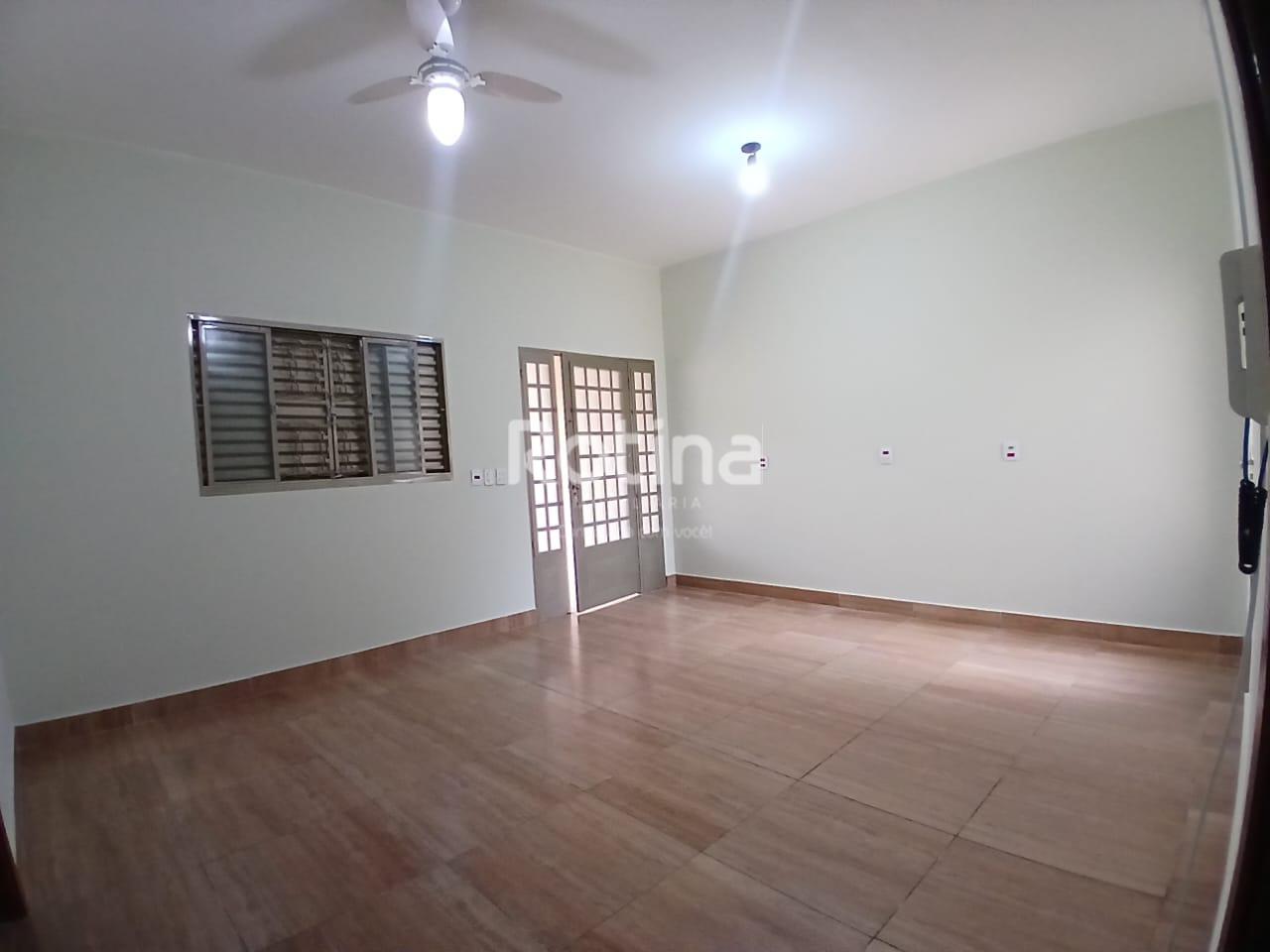 Casa para alugar, 3 quartos em Uberlândia no bairro Santa Luzia no valor de R$ 2.900,00 - Rotina Imobiliária: 