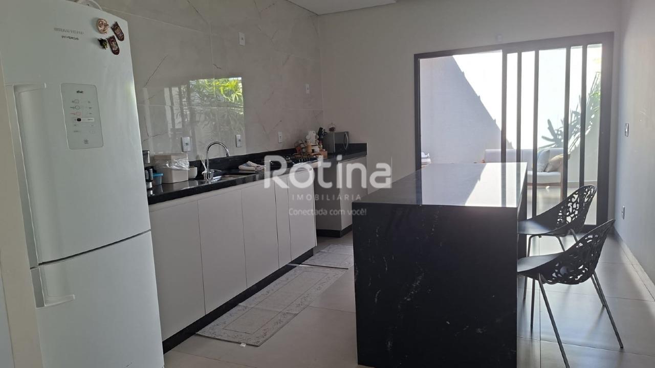 Casa à venda, 3 quartos em Uberlândia no bairro Jardim Colina no valor de R$ 1.100.000,00 - Rotina Imobiliária: 
