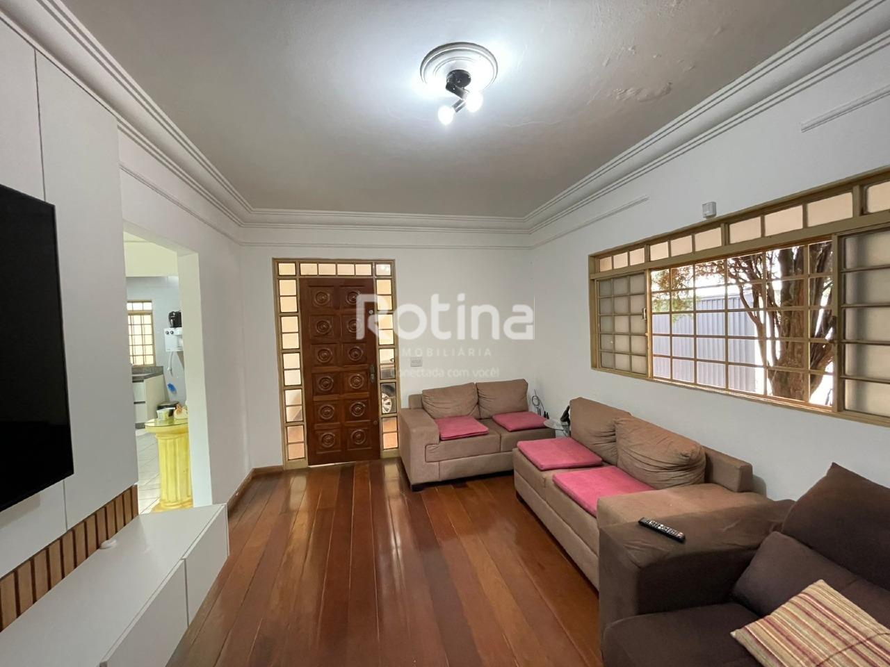 Casa à venda, 3 quartos em Uberlândia no bairro Vigilato Pereira no valor de R$ 770.000,00 - Rotina Imobiliária: 