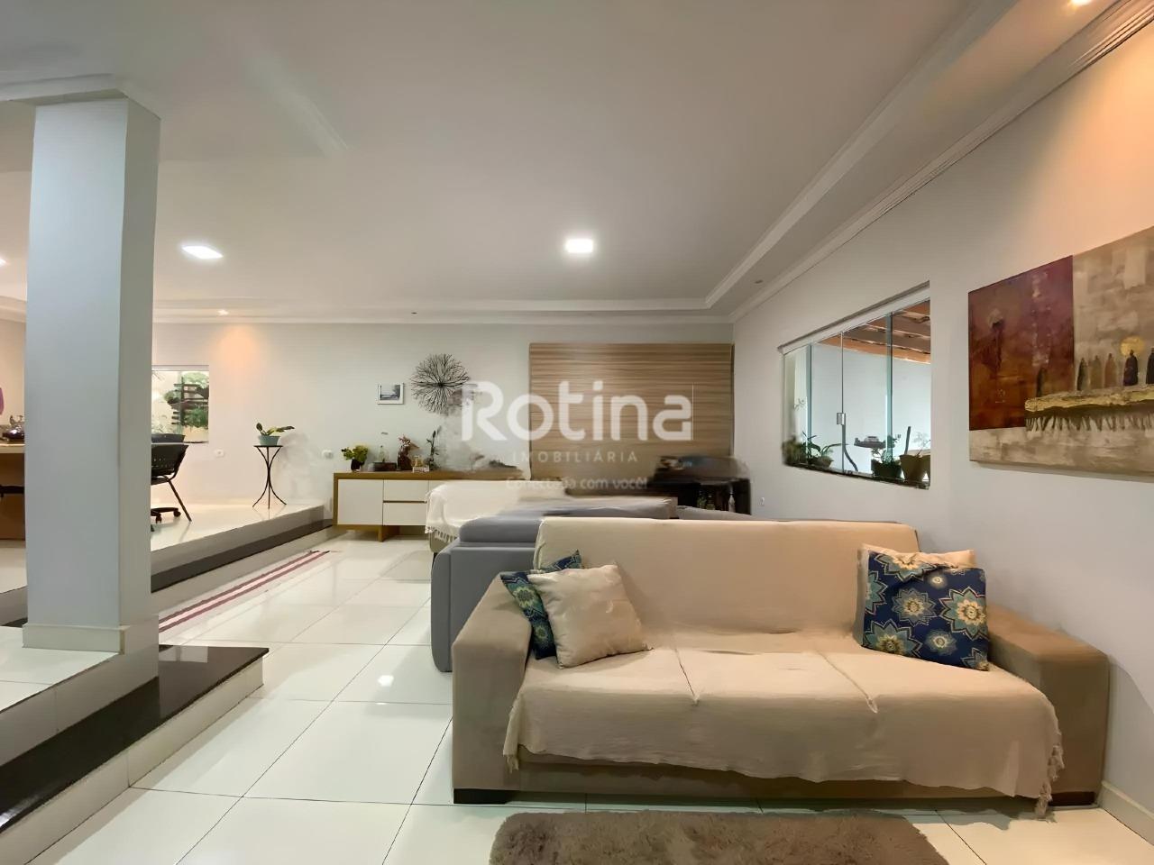 Casa para alugar, 3 quartos em Uberlândia no bairro Presidente Roosevelt no valor de R$ 4.500,00 - Rotina Imobiliária: 