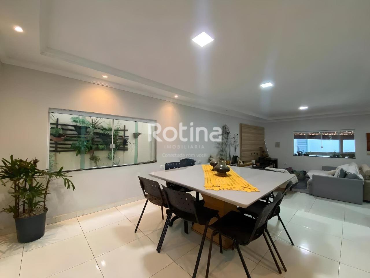 Casa para alugar, 3 quartos em Uberlândia no bairro Presidente Roosevelt no valor de R$ 4.500,00 - Rotina Imobiliária: 