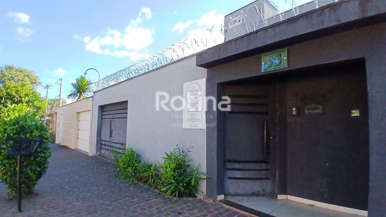 Casa para alugar, 3 quartos em Uberlândia no bairro Presidente Roosevelt no valor de R$ 4.500,00 - Rotina Imobiliária: 
