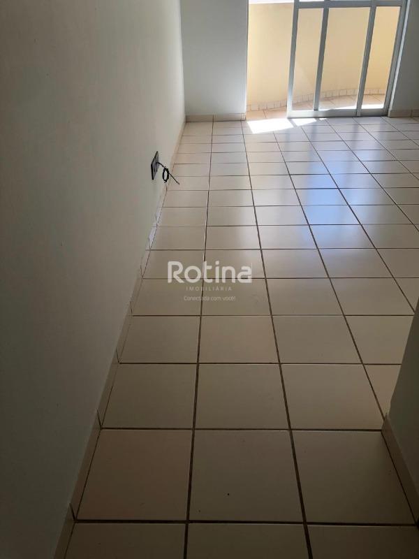 Apartamento à venda, 2 quartos em Uberlândia no bairro Presidente Roosevelt no valor de R$ 290.000,00 - Rotina Imobiliária: 