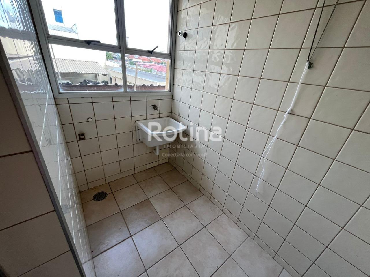 Apartamento para alugar, 3 quartos em Uberlândia no bairro Marta Helena no valor de R$ 2.200,00 - Rotina Imobiliária: 