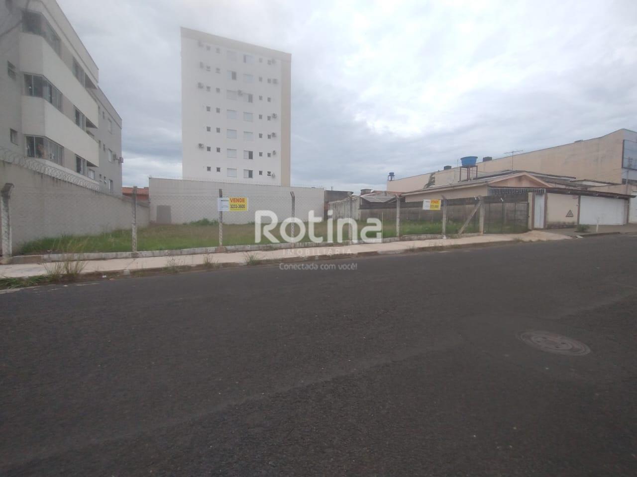 Terreno para alugar, em Uberlândia no bairro Santa Mônica no valor de R$ 2.000,00 - Rotina Imobiliária: 