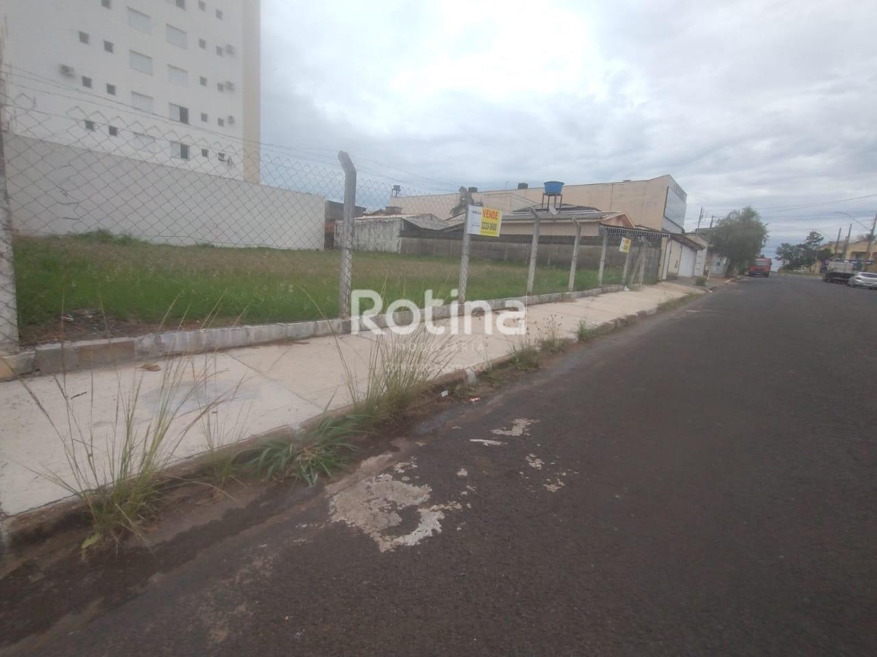 Terreno para alugar, em Uberlândia no bairro Santa Mônica no valor de R$ 2.000,00 - Rotina Imobiliária: 