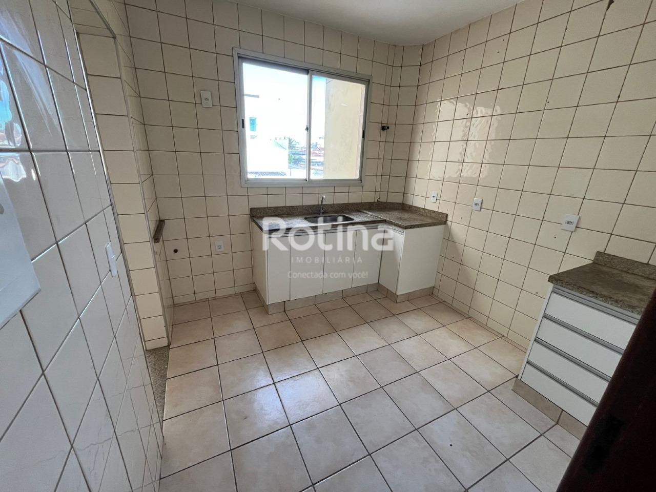 Apartamento para alugar, 3 quartos em Uberlândia no bairro Marta Helena no valor de R$ 2.200,00 - Rotina Imobiliária: 