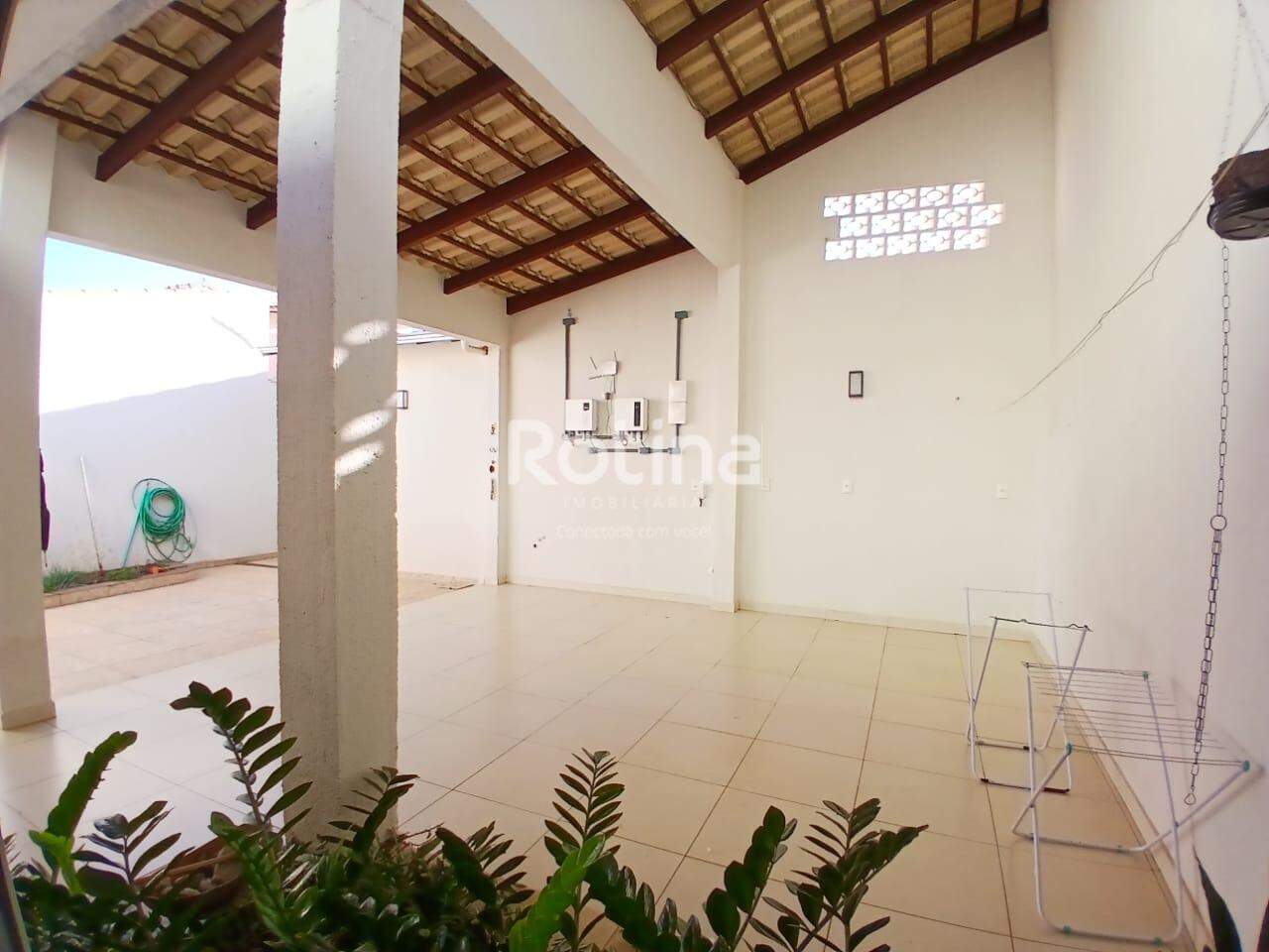 Sala para alugar, em Uberlândia no bairro Vigilato Pereira no valor de R$ 1.800,00 - Rotina Imobiliária: 