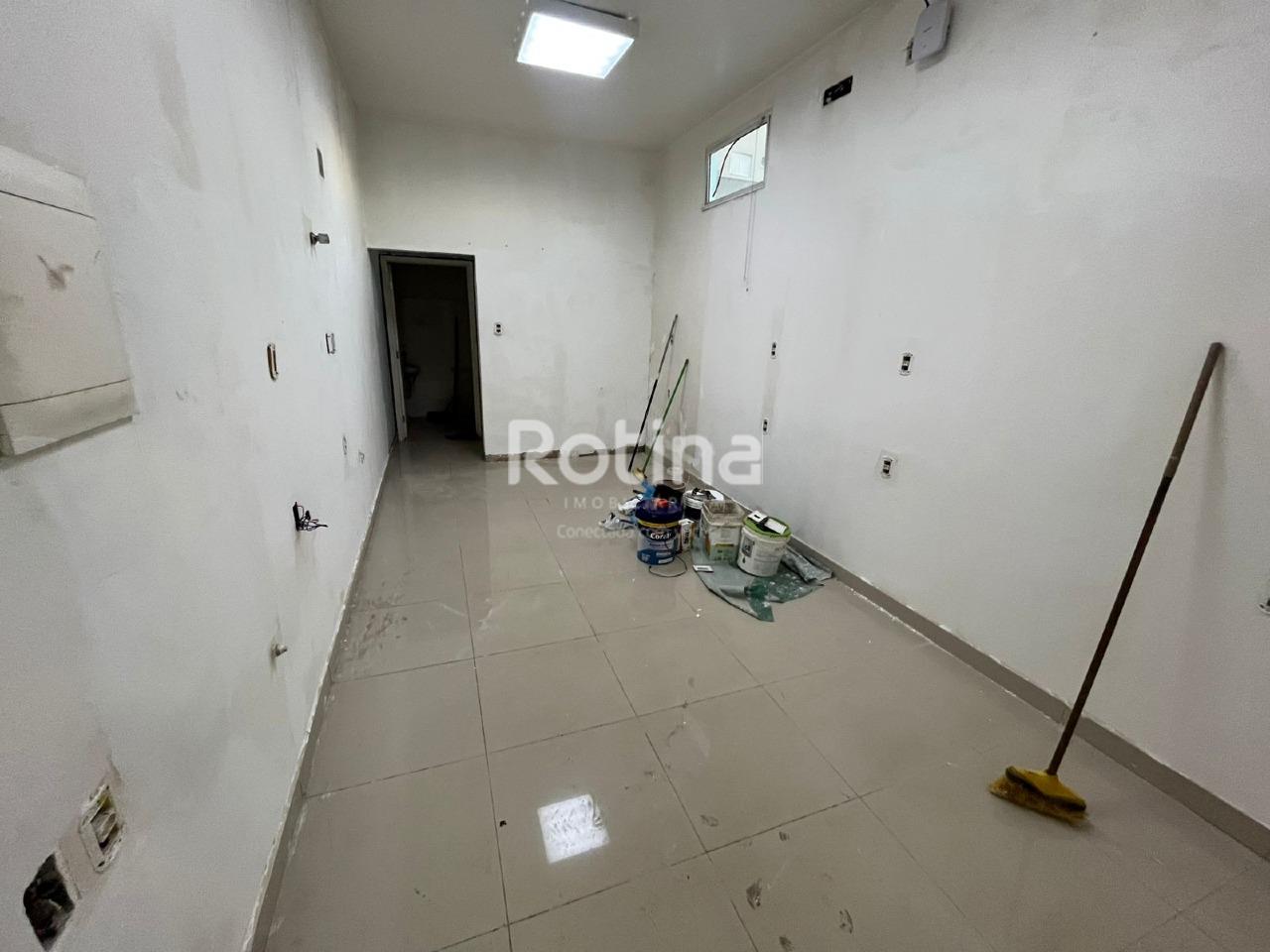 Loja para alugar, em Uberlândia no bairro Santa Mônica no valor de R$ 2.500,00 - Rotina Imobiliária: 