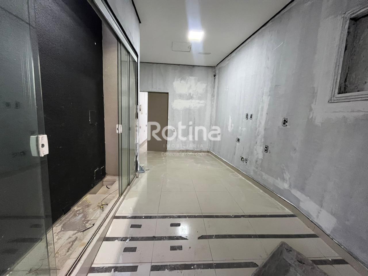 Loja para alugar, em Uberlândia no bairro Santa Mônica no valor de R$ 2.500,00 - Rotina Imobiliária: 