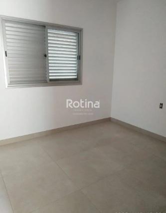 Apartamento para alugar, 3 quartos em Uberlândia no bairro Santa Mônica no valor de R$ 2.300,00 - Rotina Imobiliária: 