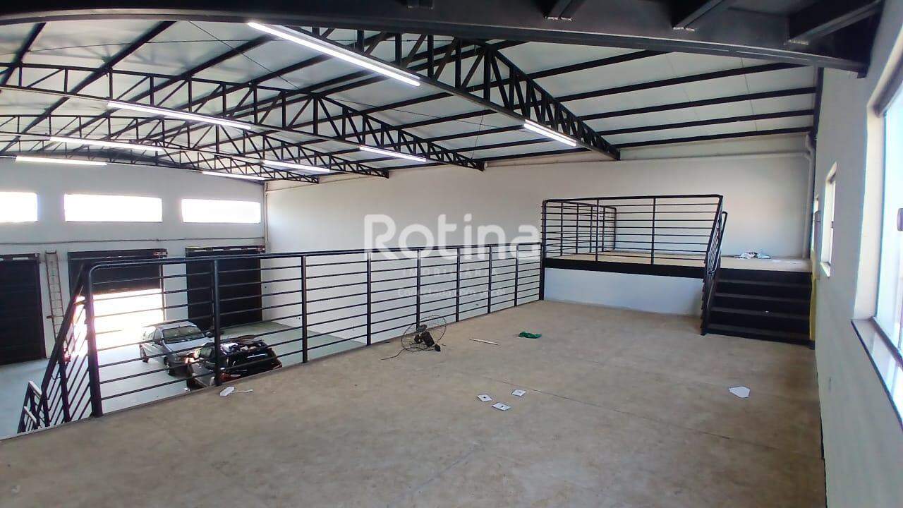 Galpão para alugar, em Uberlândia no bairro Novo Mundo no valor de R$ 9.000,00 - Rotina Imobiliária: 
