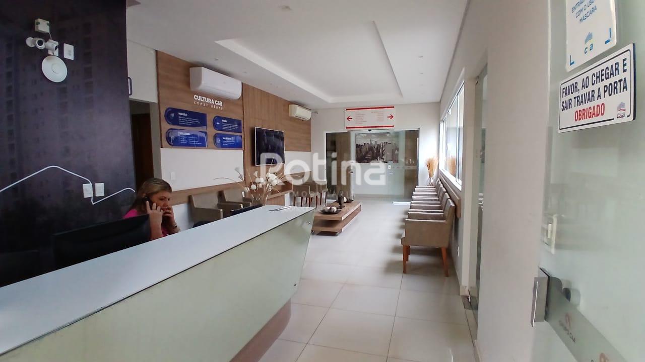 Casa Comercial para alugar, em Uberlândia no bairro Vigilato Pereira no valor de R$ 22.000,00 - Rotina Imobiliária: 