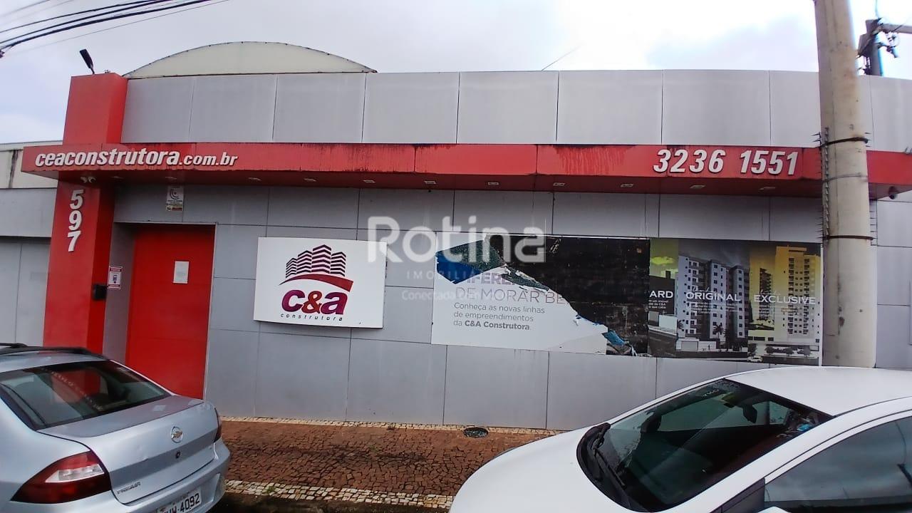 Casa Comercial para alugar, em Uberlândia no bairro Vigilato Pereira no valor de R$ 22.000,00 - Rotina Imobiliária: 