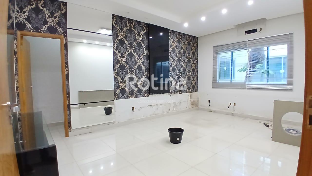 Casa Comercial para alugar, em Uberlândia no bairro Vigilato Pereira no valor de R$ 22.000,00 - Rotina Imobiliária: 