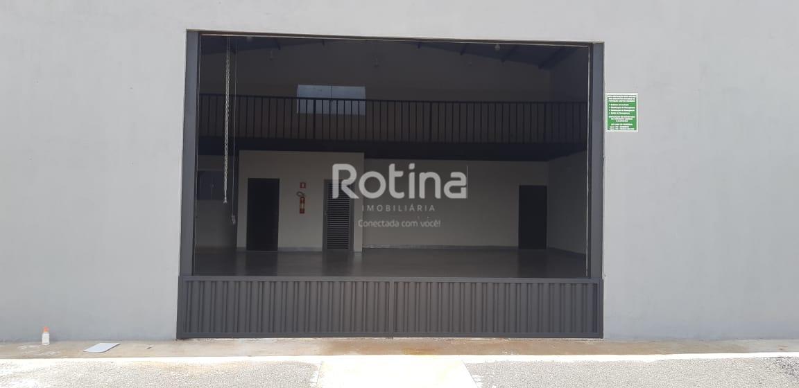 Galpão para alugar, em Uberlândia no bairro Loteamento Luizote de Freitas IV no valor de R$ 4.000,00 - Rotina Imobiliária: 