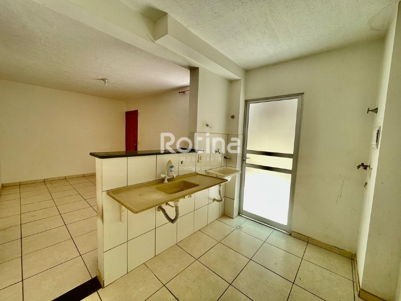 Apartamento à venda, 2 quartos em Uberlândia no bairro Jardim Holanda no valor de R$ 180.000,00 - Rotina Imobiliária: 