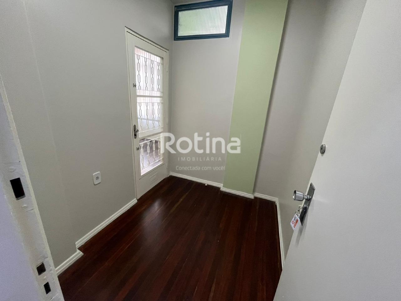 Sala para alugar, em Uberlândia no bairro Centro no valor de R$ 630,00 - Rotina Imobiliária: 