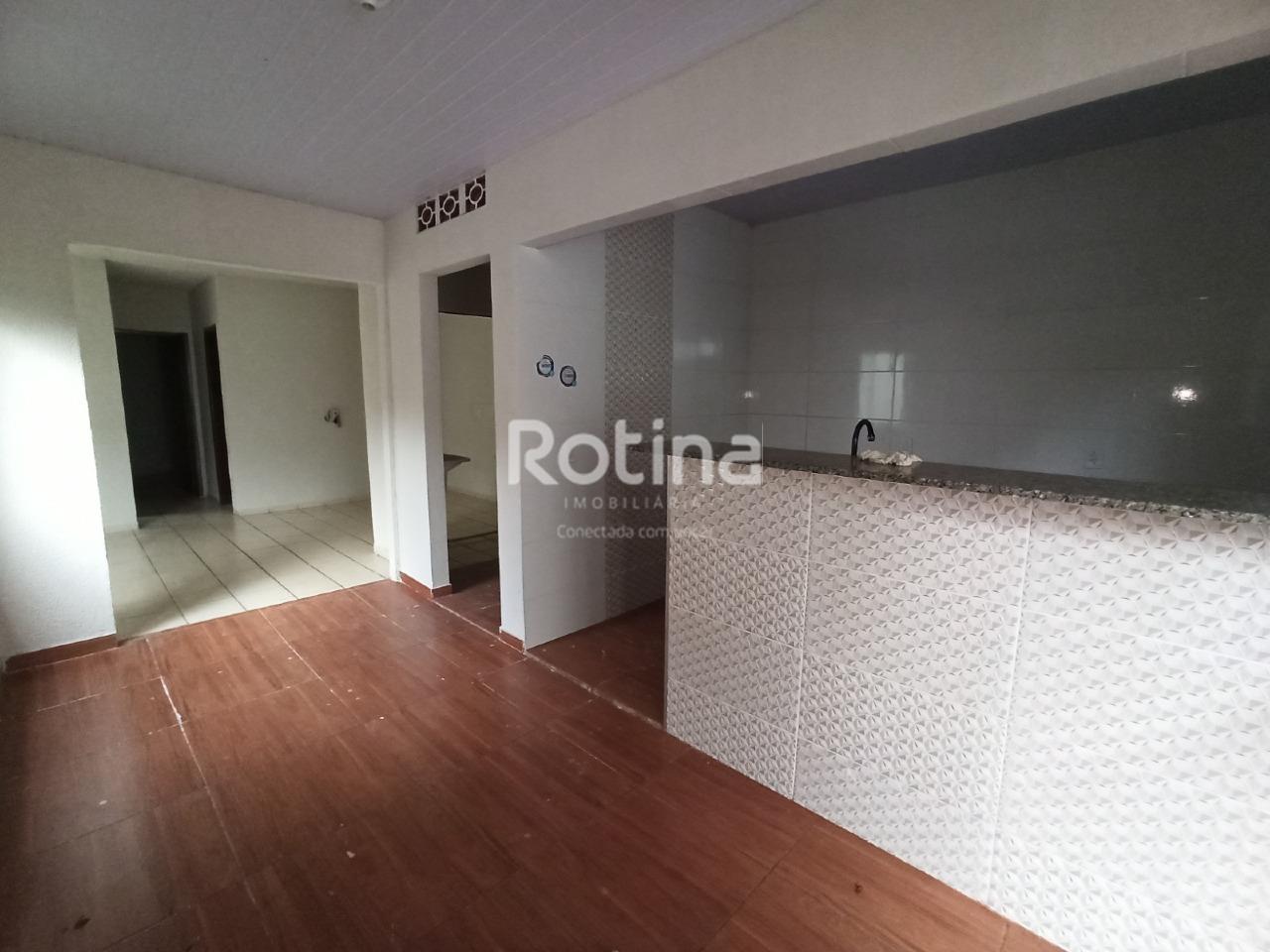 Casa Condomínio Fechado para alugar, 2 quartos em Uberlândia no bairro Aclimação no valor de R$ 1.800,00 - Rotina Imobiliária: 