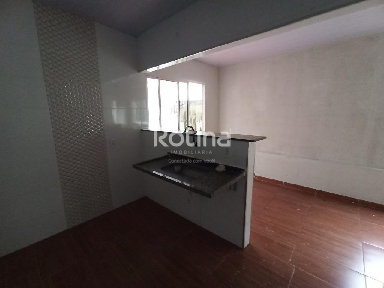 Casa Condomínio Fechado para alugar, 2 quartos em Uberlândia no bairro Aclimação no valor de R$ 1.800,00 - Rotina Imobiliária: 