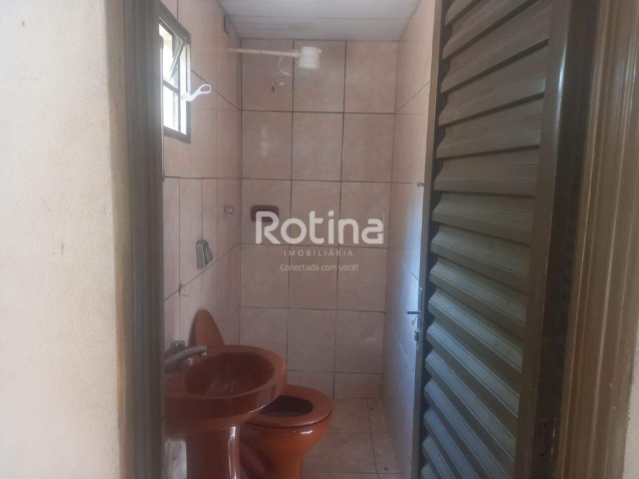 Casa à venda, 4 quartos em Uberlândia no bairro Centro no valor de R$ 200.000,00 - Rotina Imobiliária: 