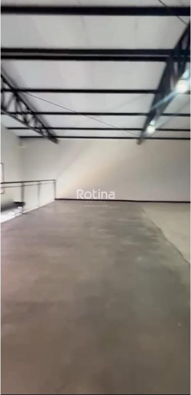 Galpão para alugar, em Uberlândia no bairro Alto Umuarama no valor de R$ 12.000,00 - Rotina Imobiliária: 