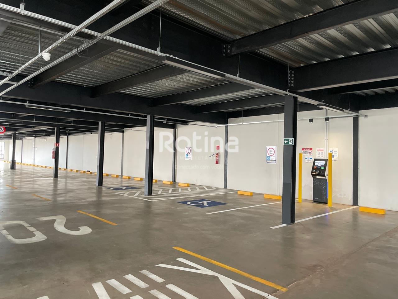 Loja para alugar, em Uberlândia no bairro Nossa Senhora Aparecida no valor de R$ 3.000,00 - Rotina Imobiliária: 