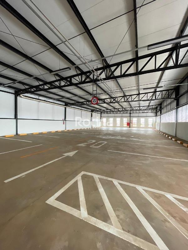 Loja para alugar, em Uberlândia no bairro Nossa Senhora Aparecida no valor de R$ 3.000,00 - Rotina Imobiliária: 