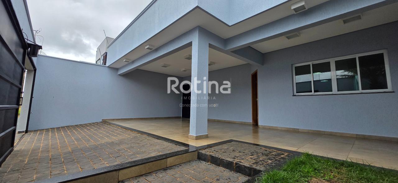 Casa para alugar, 3 quartos em Uberlândia no bairro Jardim Veneza no valor de R$ 4.000,00 - Rotina Imobiliária: 