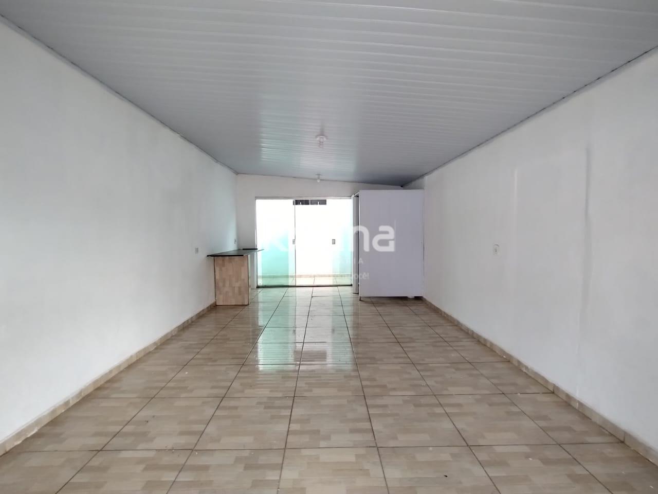 Loja para alugar, 3 quartos em Uberlândia no bairro Martins no valor de R$ 2.000,00 - Rotina Imobiliária: 