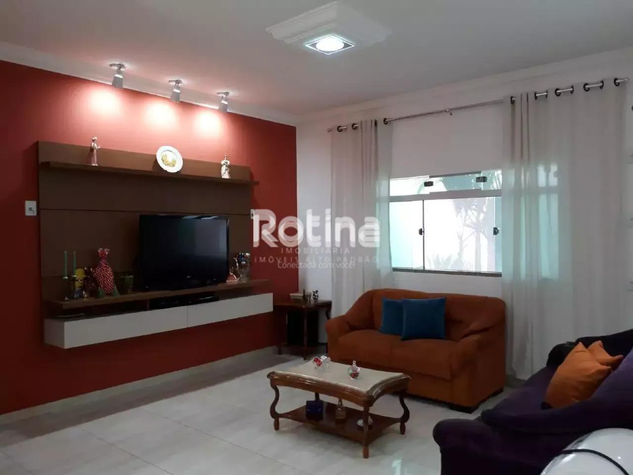 Casa à venda, 3 quartos em Uberlândia no bairro Cidade Jardim no valor de R$ 790.000,00 - Rotina Imobiliária: 