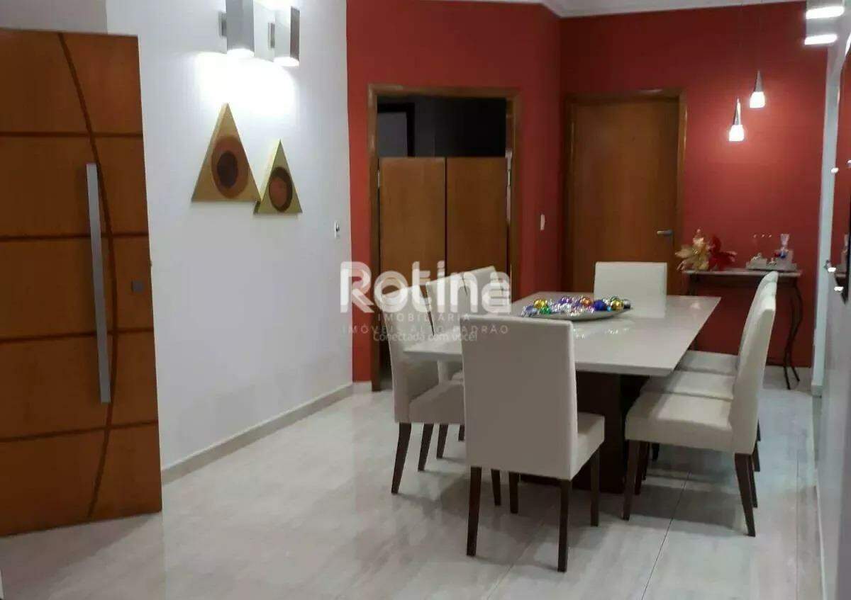 Casa à venda, 3 quartos em Uberlândia no bairro Cidade Jardim no valor de R$ 790.000,00 - Rotina Imobiliária: 