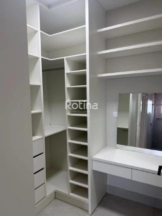 Apartamento para alugar, 3 quartos em Uberlândia no bairro Nossa Senhora Aparecida no valor de R$ 4.500,00 - Rotina Imobiliária: 