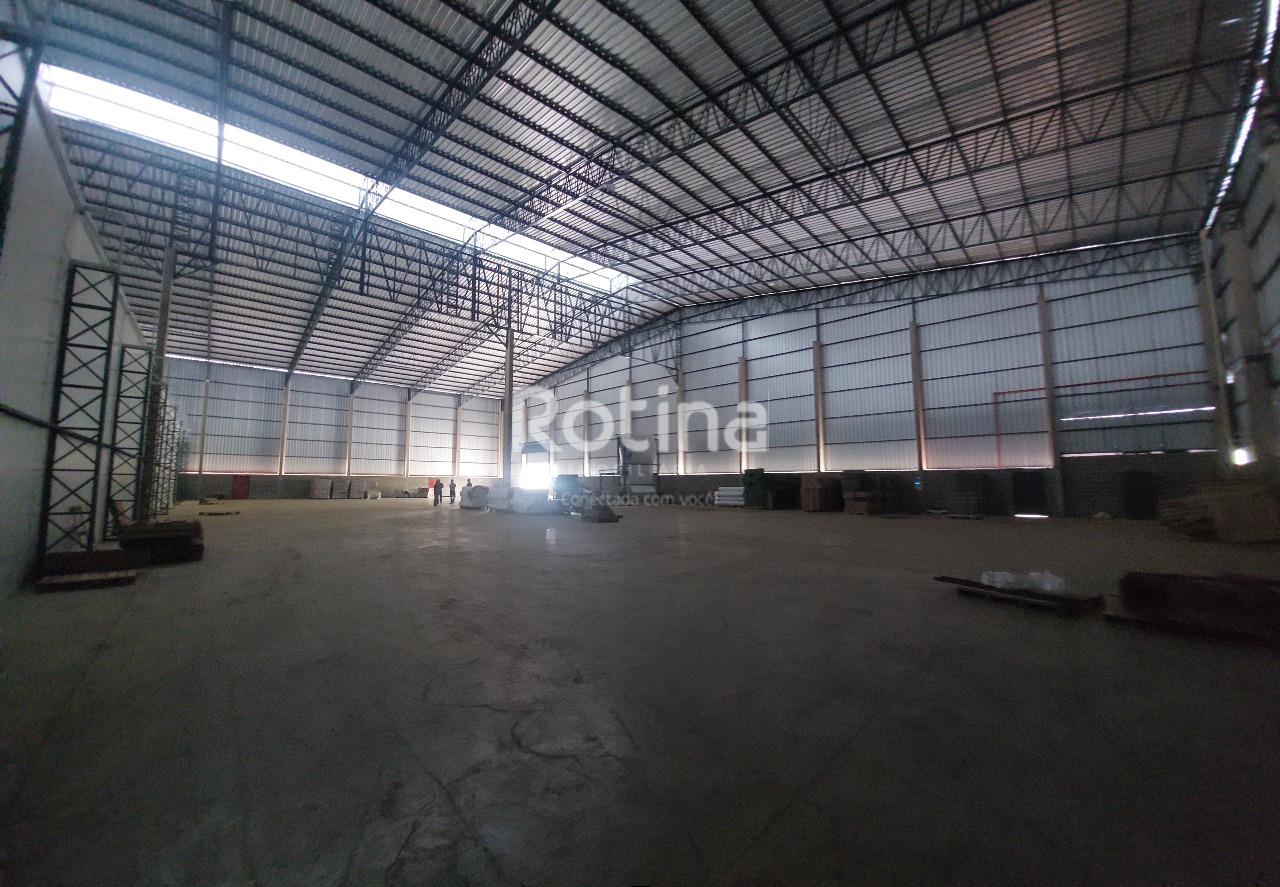 Galpão para alugar, em Uberlândia no bairro Área Rural de Uberlândia no valor de R$ 45.000,00 - Rotina Imobiliária: 