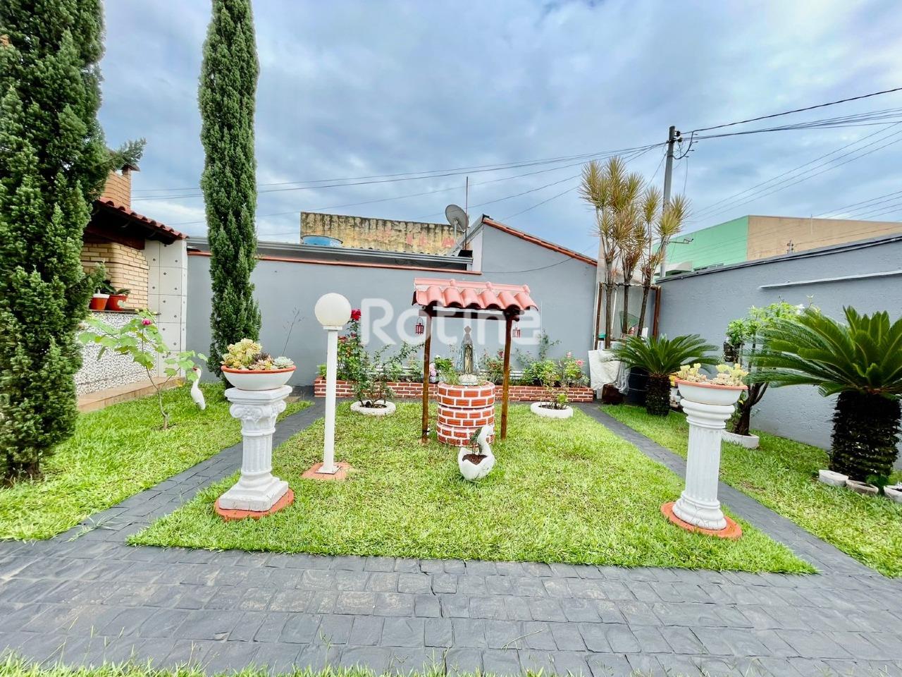 Casa à venda, 2 quartos em Uberlândia no bairro Granada no valor de R$ 600.000,00 - Rotina Imobiliária: 