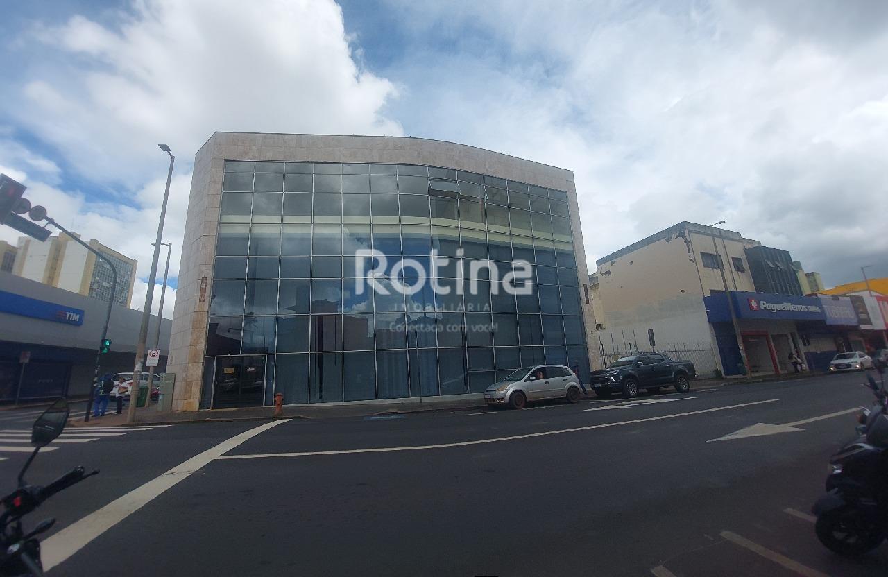 Comercial para alugar, em Uberlândia no bairro Centro no valor de R$ 60.000,00 - Rotina Imobiliária: 