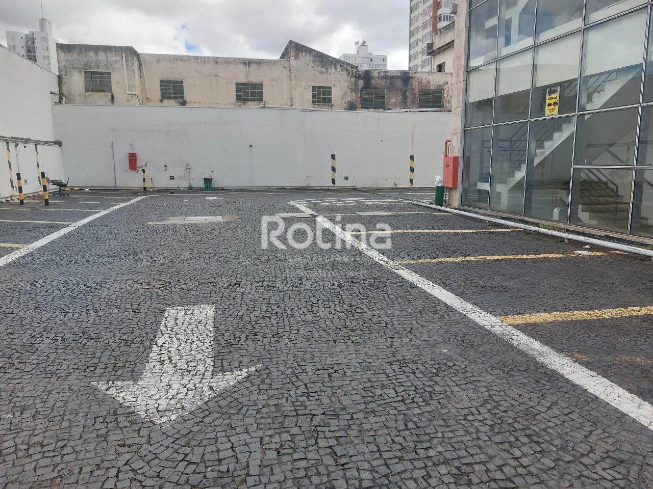 Comercial para alugar, em Uberlândia no bairro Centro no valor de R$ 60.000,00 - Rotina Imobiliária: 