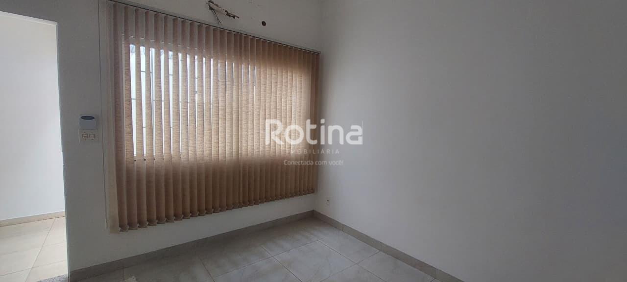 Casa Comercial para alugar, 3 quartos em Uberlândia no bairro Lídice no valor de R$ 6.000,00 - Rotina Imobiliária: 