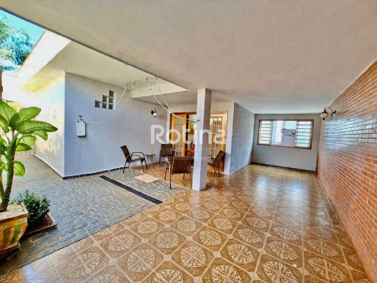 Casa à venda, 6 quartos em Uberlândia no bairro Nossa Senhora Aparecida no valor de R$ 850.000,00 - Rotina Imobiliária: 