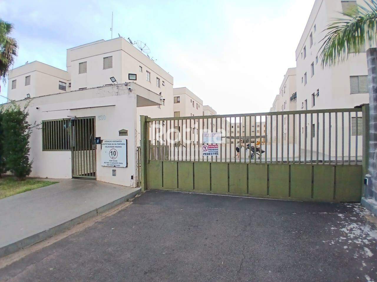 Apartamento para alugar, 2 quartos em Uberlândia no bairro Laranjeiras no valor de R$ 1.000,00 - Rotina Imobiliária: 