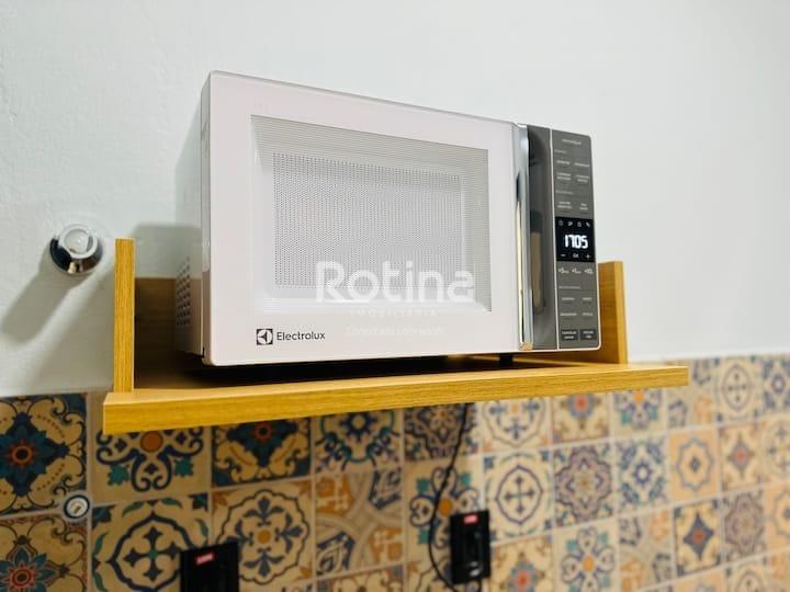 Kitnet para alugar, 1 quarto em Uberlândia no bairro Minas Gerais no valor de R$ 2.300,00 - Rotina Imobiliária: 