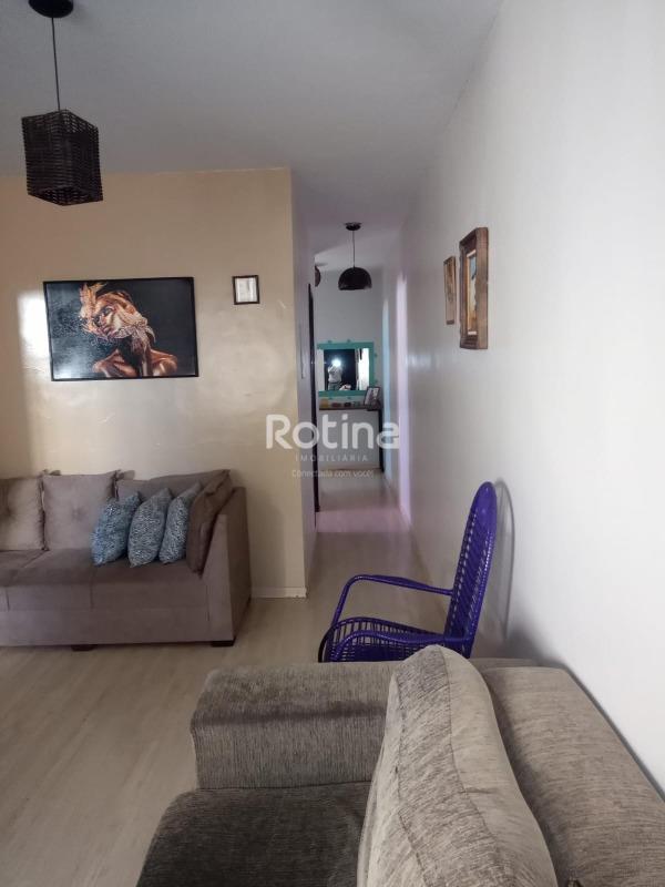 Apartamento à venda, 3 quartos em Uberlândia no bairro Martins no valor de R$ 280.000,00 - Rotina Imobiliária: 