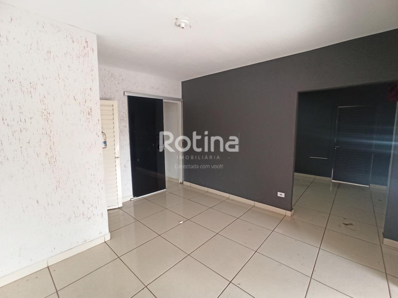 Casa Comercial à venda, em Uberlândia no bairro Luizote de Freitas no valor de R$ 900.000,00 - Rotina Imobiliária: 