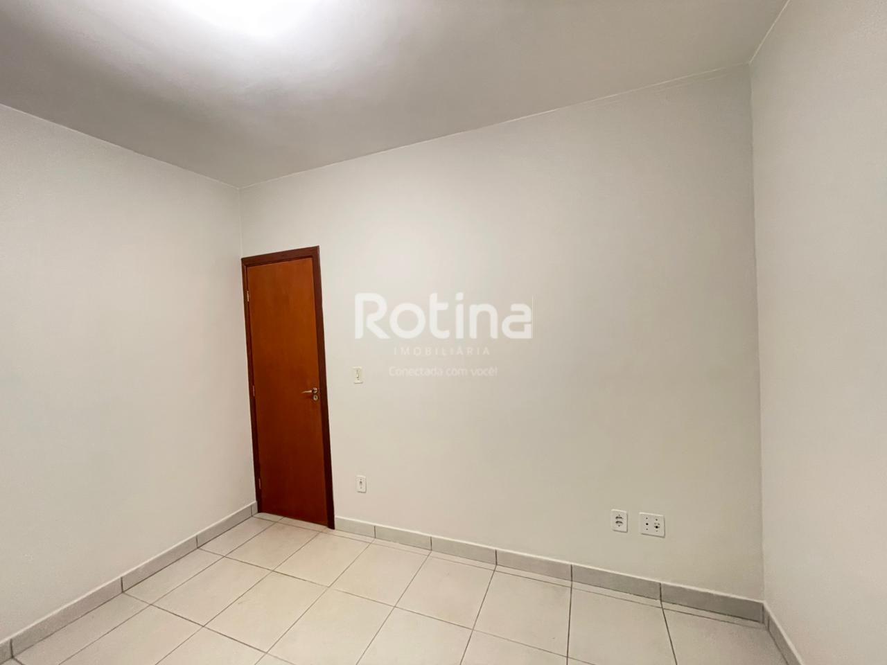 Apartamento à venda, 2 quartos em Uberlândia no bairro Umuarama no valor de R$ 290.000,00 - Rotina Imobiliária: 
