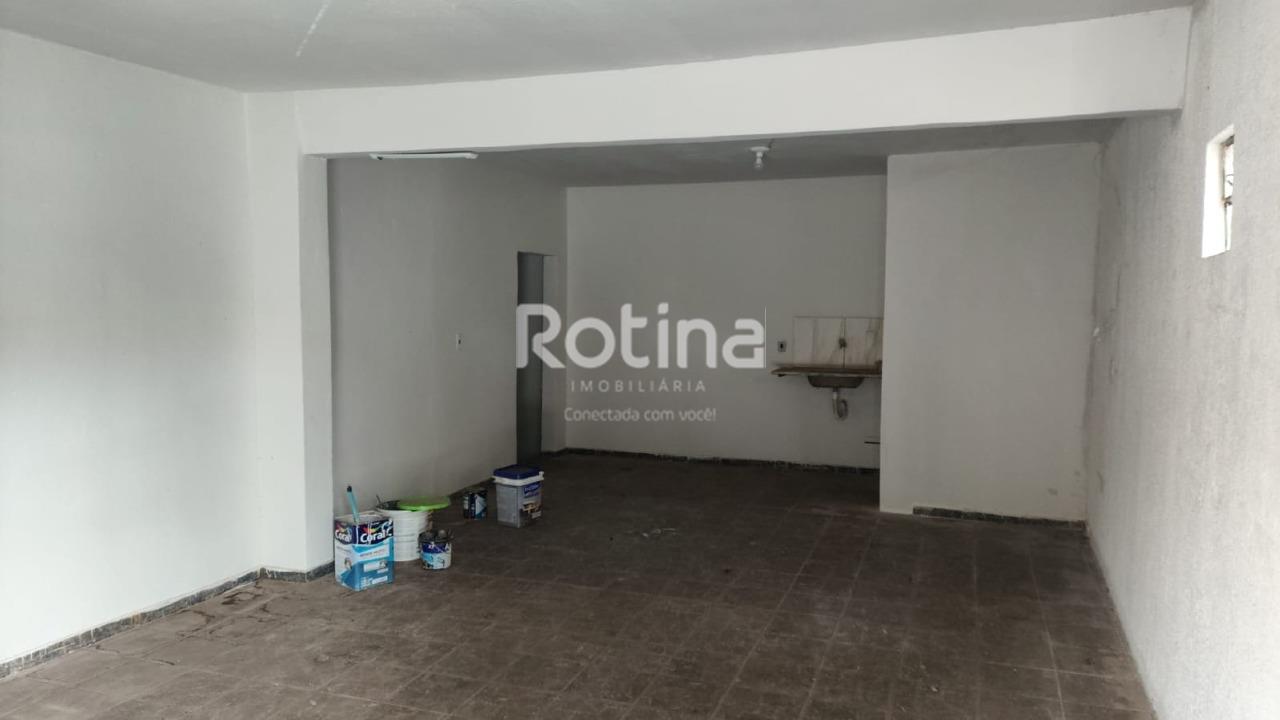 Comercial para alugar, em Uberlândia no bairro Luizote de Freitas no valor de R$ 1.100,00 - Rotina Imobiliária: 