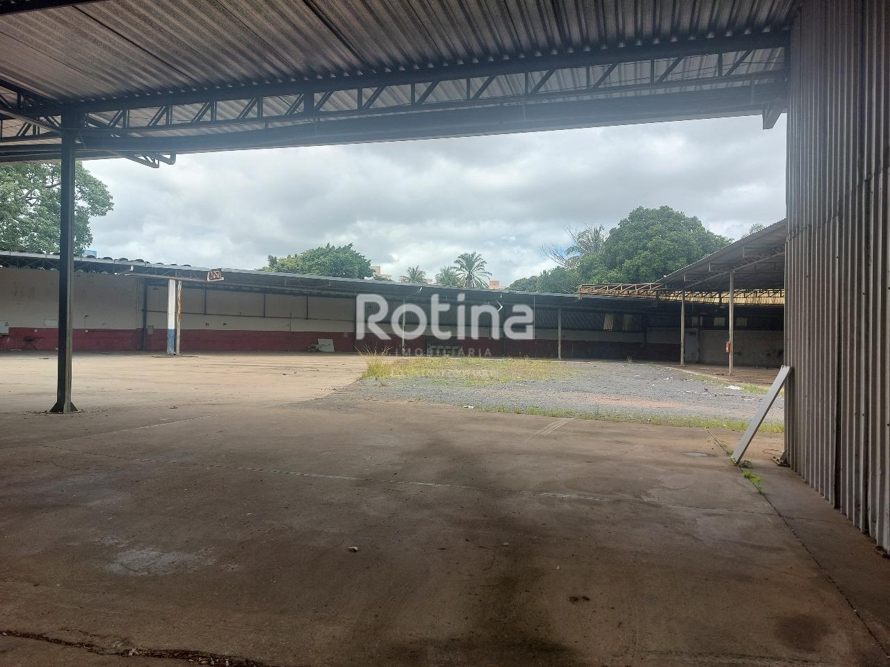 Área para alugar, em Uberlândia no bairro Bom Jesus no valor de R$ 40.000,00 - Rotina Imobiliária: 