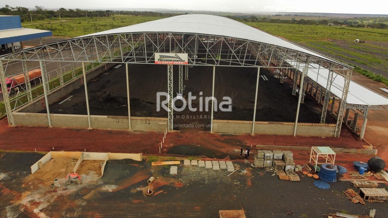 Galpão para alugar, em Uberlândia no bairro Distrito Industrial no valor de R$ 0,00 - Rotina Imobiliária: 