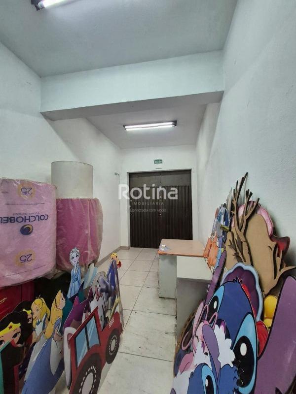 Loja à venda, em Uberlândia no bairro São Jorge no valor de R$ 730.000,00 - Rotina Imobiliária: 