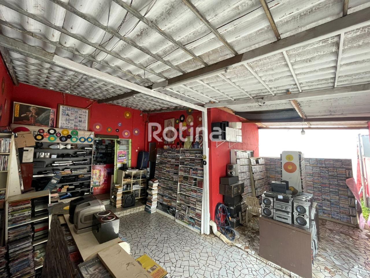 Casa à venda, 3 quartos em Uberlândia no bairro Brasil no valor de R$ 225.000,00 - Rotina Imobiliária: 