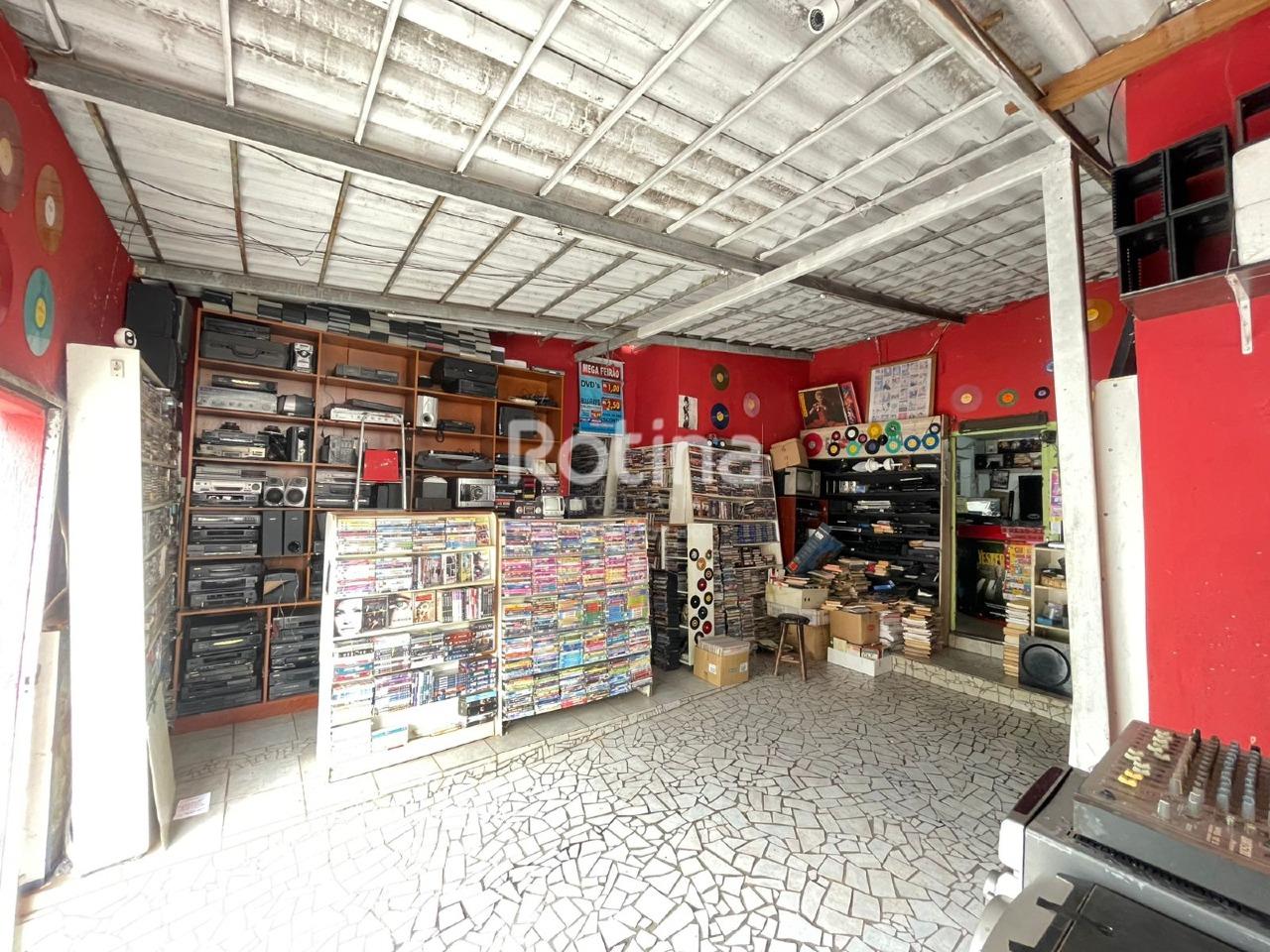 Casa à venda, 3 quartos em Uberlândia no bairro Brasil no valor de R$ 225.000,00 - Rotina Imobiliária: 